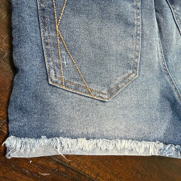 Kendall + Kylie Drifter High Rise Denim Shorts Size 5/27 - Picture 4 of 8